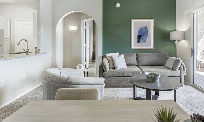 Cortaro Appartement | Modern Apartment in Prime Location (ID7329X53)