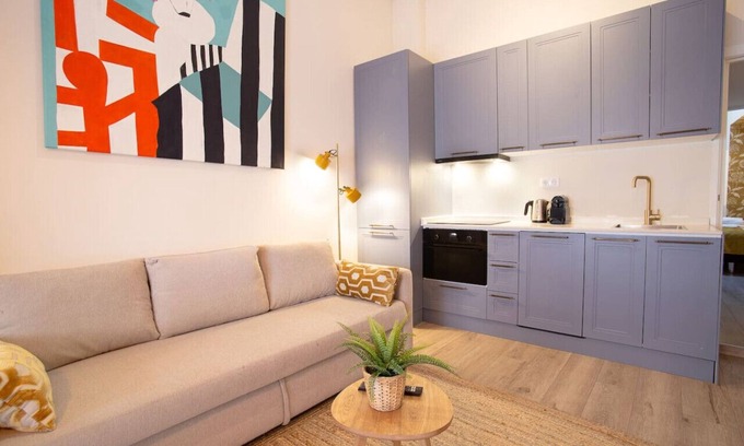 Scheveningen Badplaats Appartement | Modern apartment near Scheveningen beach