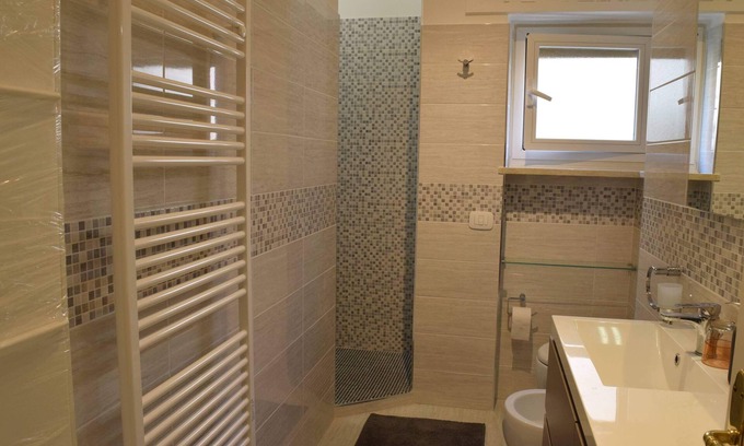 Quartiere XXVIII Monte Sacro Alto Appartement | Modern apartment with classic flair well connected to City Centre