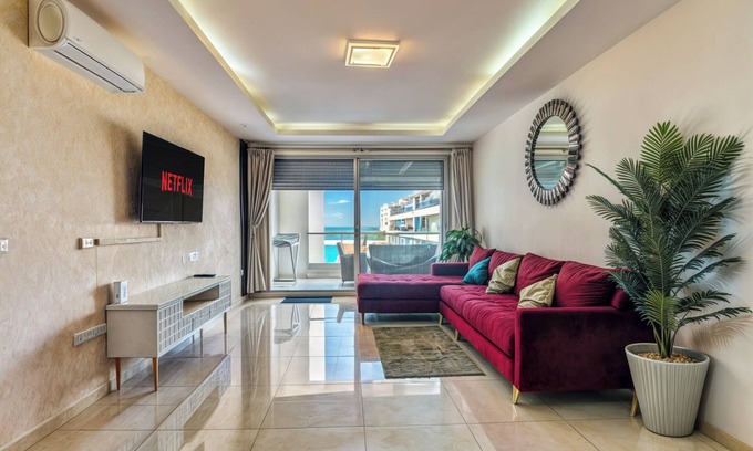 Tamraght Appartement | Modern Apartment with Pool: Adan Beach Aourir