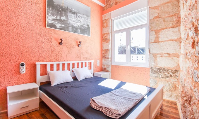 Attiki Appartement | Modern apartment with roof terrace in Athens
