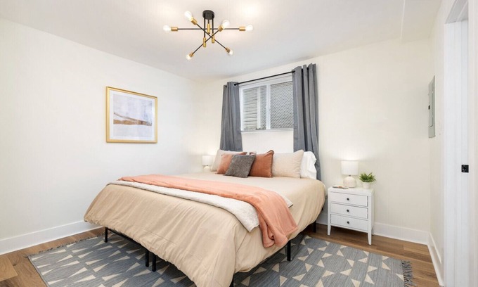 Downtown Columbus Appartement | Modern Apt | Parking | Near German Village + Dtwn
