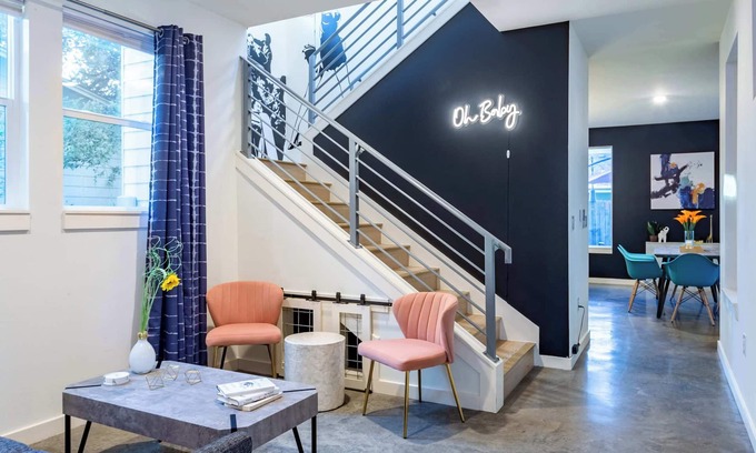 Holly Maison | Modern ATX Mansion Walk to 6th Street