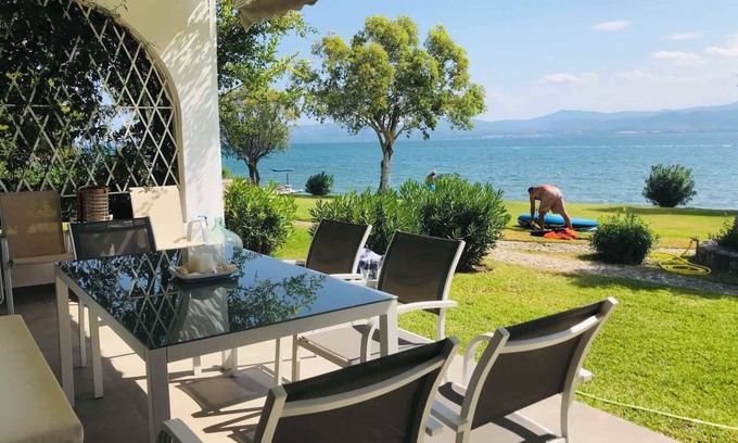 Malakonta Maison | Modern Beachfront Apartment in Lilantia – Pool, 2BR/2BA, Near Eretria