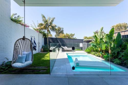 Malabar Maison | Modern Beachside Haven, Malabar Isyd