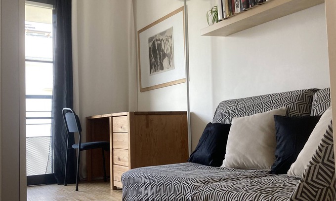 Gentilly Maison | Modern Bright Loft South Paris. Direct Connection to Metro and Airport. Parking