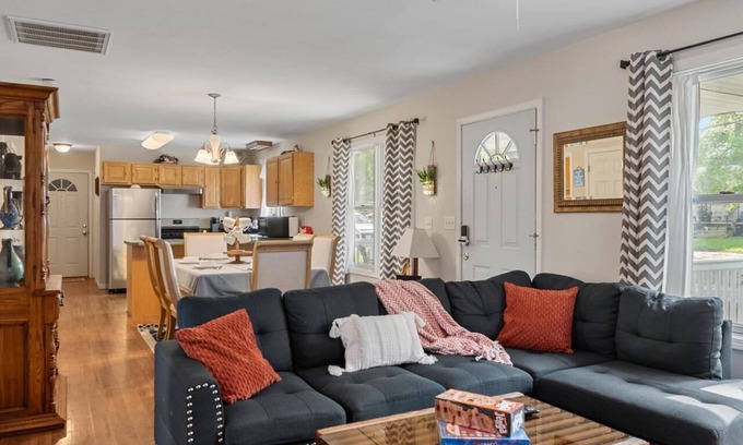 Springfield Maison | Modern Bungalow Home with Mid-Century Flair