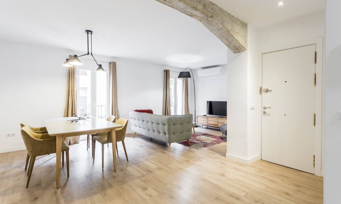 Chueca Appartement | Modern & Chic 2BR/2BA apartment in trendy Chueca