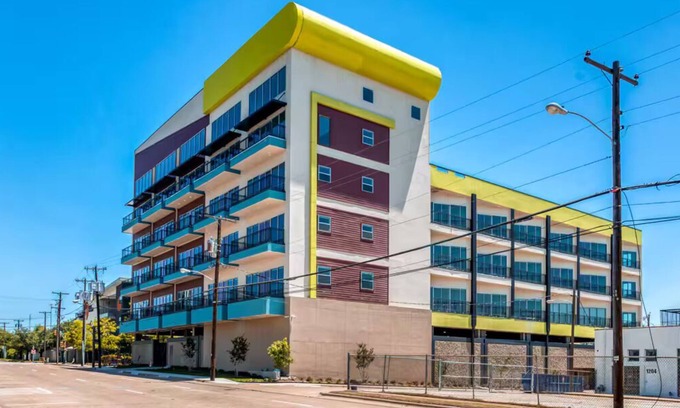Cedars Appartement | Modern Cityviews I Gym I Free Parking
