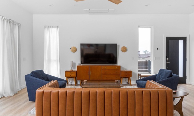 Morro Bay Maison | Modern Coastal Retreat with Views – Furnished 2BR 2BA - 30+ Day Rental
