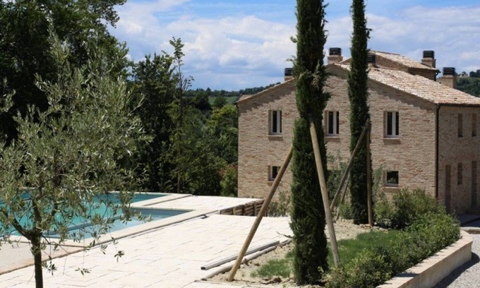 Monterubbiano Appartement | Manoir / maison de campagne moderne avec piscine, grande terrasse et vue - montagnes et mer