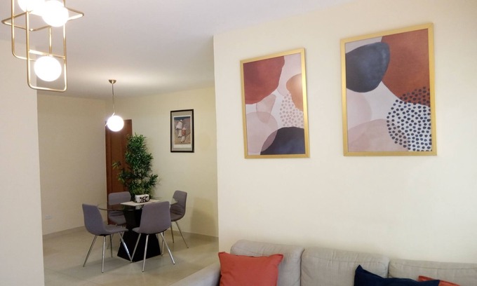 Mendoza Appartement | Modern Cozy Department - with Netflix & TV Cable In Santo Domingo Este R.D