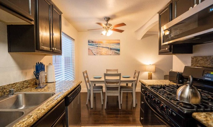 Imperial Beach Copropriété | Modern & Cozy ~Mins to the Beach ~ Queen Beds~ Pkg