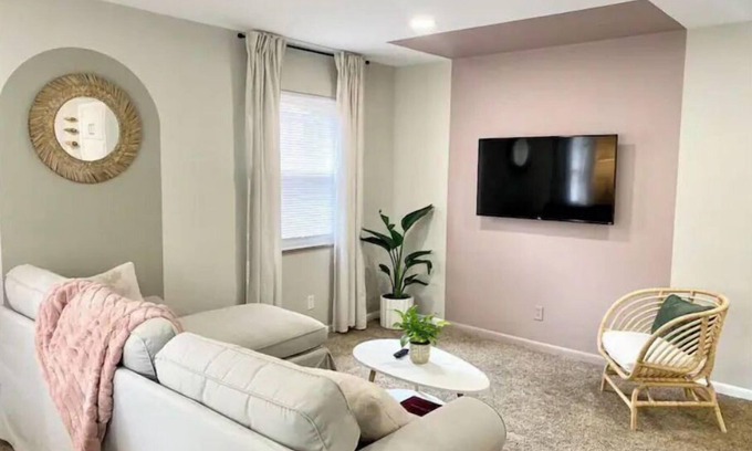 Grandview Heights Appartement | Modern Deco Flat - Mins to Everything❕