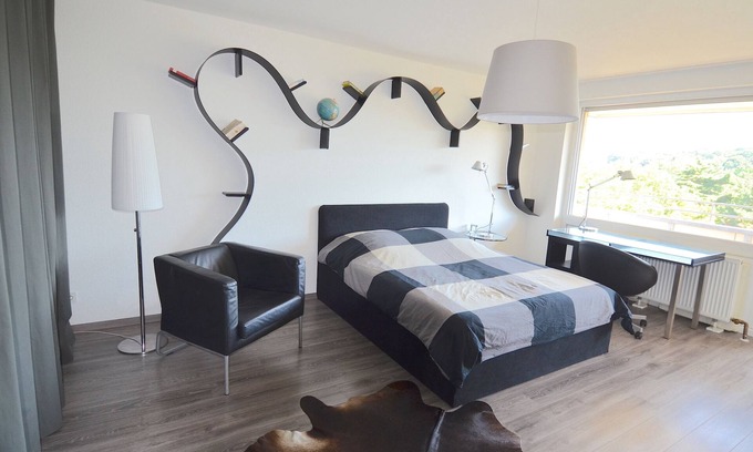 Kranichstein Appartement | Studio design moderne avec une vue magnifique et d'excellentes liaisons de transport