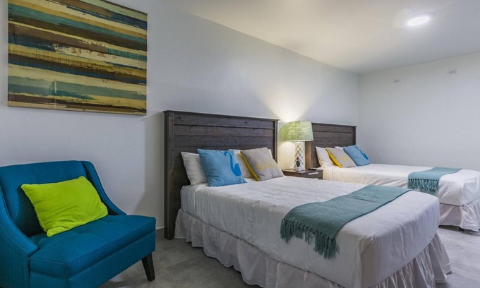 Kamay Appartement | Modern Double Apt - 5mins to Beaches w/ Pool View