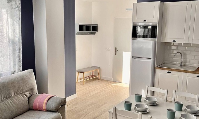 Capuchinos Appartement | Dúplex moderne 2 chambres, terrasse, Wi-Fi, climatisation à Malaga