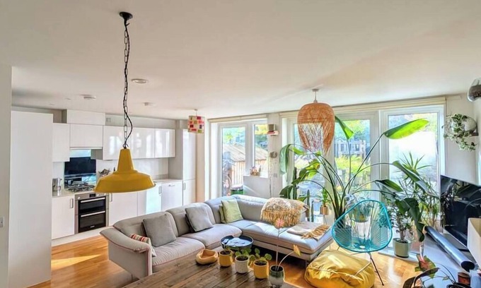 St. Dunstan's Appartement | Modern East London Apt. 3 bedrooms, 2 bathrooms