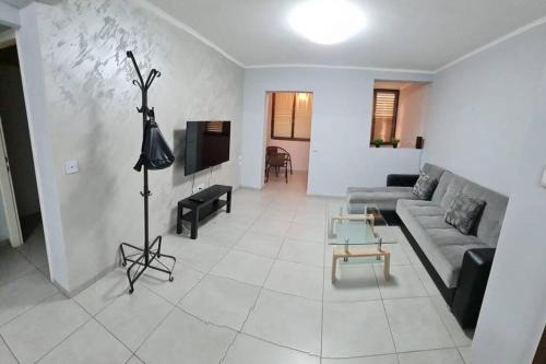 Haifa Appartement | Modern family apartment by Domik