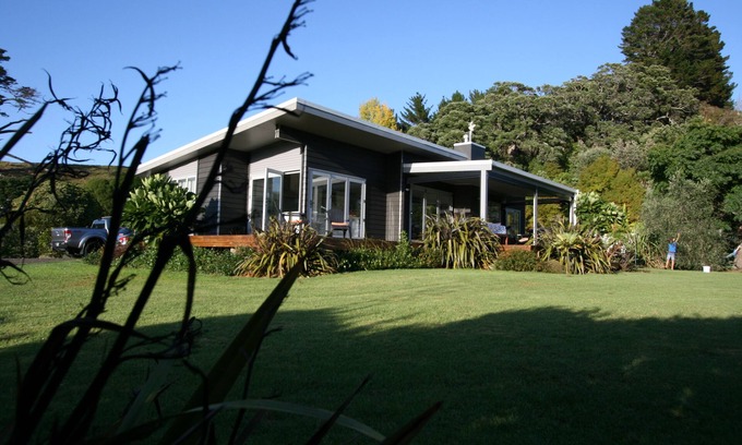 Kuaotunu Maison | Moderne, conviviale et familiale Beach Bach - Kuaotunu (BYO LINEN)