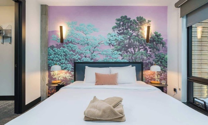 Berkeley Hôtel | Family Friendly Sleek & Modern Flat w/Balcony!