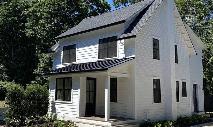 Old Lyme Autre | Modern Farmhouse, Downtown Historic Old Lyme