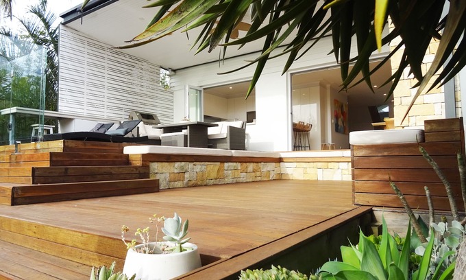 Freshwater Maison | Modern Freshwater Beach House - Pool, walk to beach, firepit