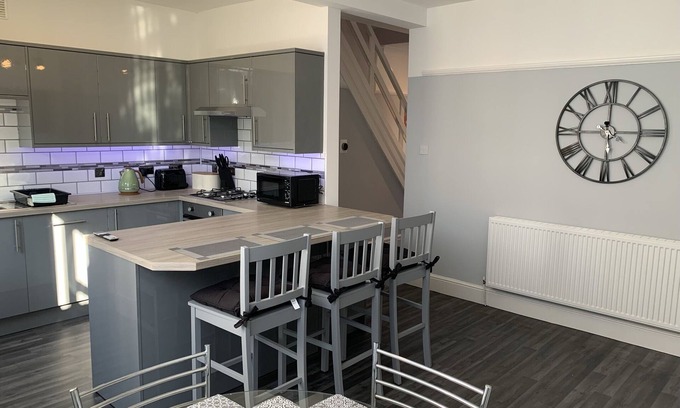 Blackpool Maison | Modern Fully refurbished 3 bedroom home