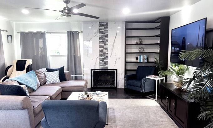 Ventura Maison | Superbe moderne Glam Beach House Getaway à Ventura en Californie