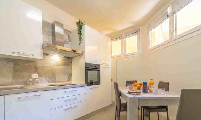 Portisco Appartement | Modern two-room apartment with WiFi