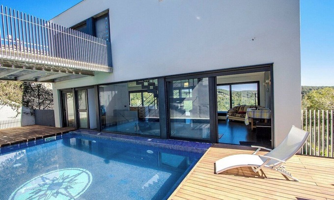 Costa Cunit Villa | Havre de paix moderne en hauteur avec piscine privée à 7km de la plage !