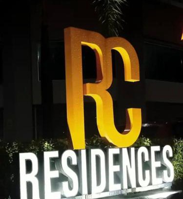 Salak South Appartement | Modern High-Floor 2BR Retreat 9km to KL City Centre