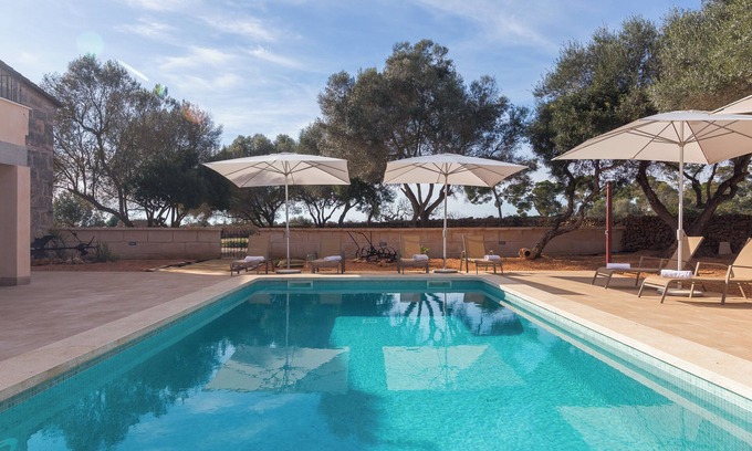 Son Antem Maison | Maison de vacances moderne Son Grauet avec piscine, jardin, terrasse et Wi-Fi ; Parking disponible, animaux acceptés.
