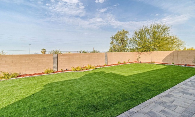 Ahwatukee Foothills Maison | Modern home at the Phoenix South Mountain Park close to everything