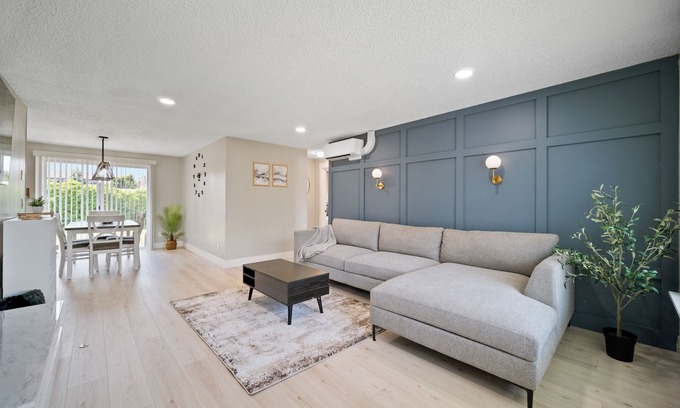 North Gresham Maison | Modern Home in Portland