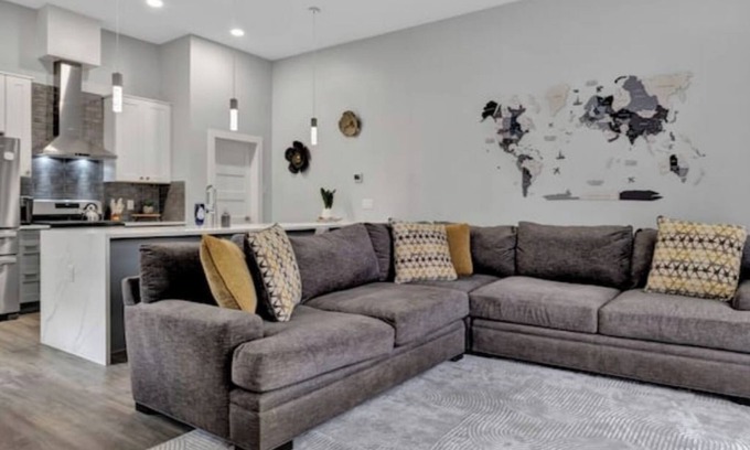 Dallas Maison | Modern Home near Downtown