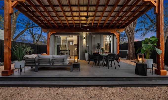 East MLK Maison | Modern Home with Hot Tub | Near Downtown