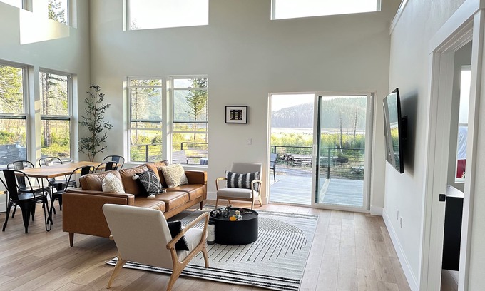 Detroit Maison | Modern house in Detroit lake, with breathtaking views