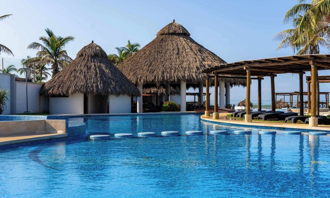 Boulevard Barra Vieja Maison | Modern House | 3 Bedrooms & Pool | Acapulco