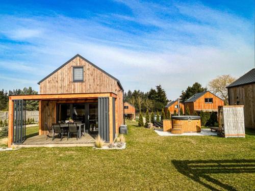 Kolczewo Maison | Modern house with private hot tub