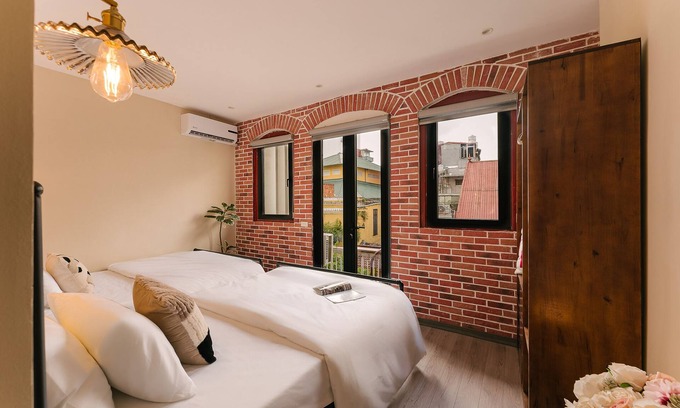 Old Quarter Appartement | Modern Industrial style 2BR Apt Old Quarter View