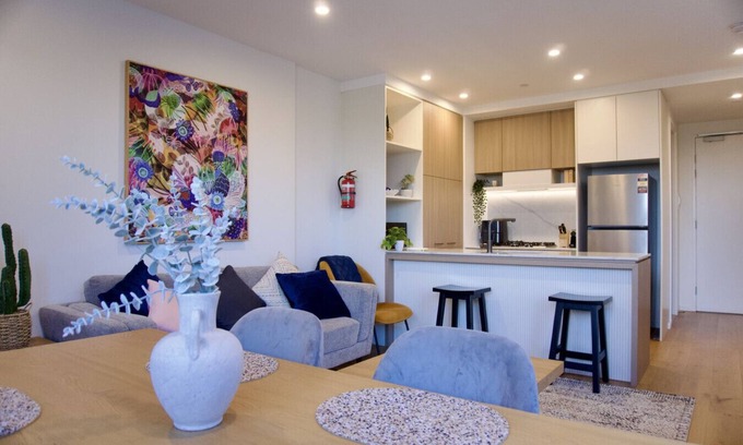 Heidelberg Heights Appartement | Modern Living - 2BR 2Bath Stay