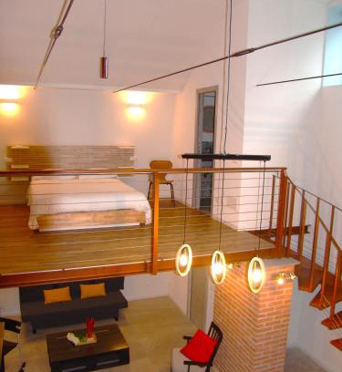 Bulciago Appartement | Modern Loft Near Lake Como
