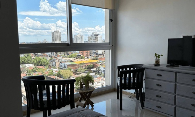 Posadas Appartement | Modern Loft with a View of the Heart of Posadas