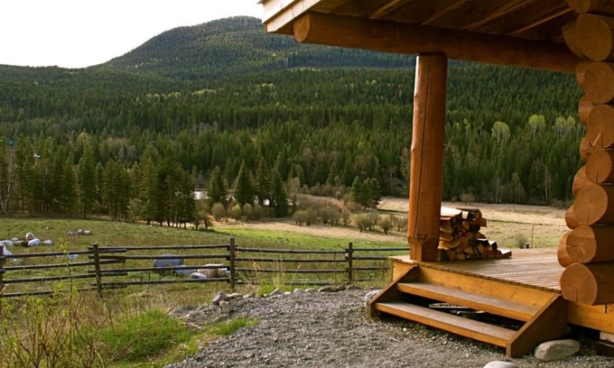 Lumby Appartement | Cabane en rondins moderne au bord d'un lac privé