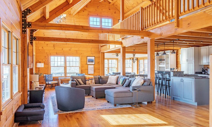 Chatham Maison | Modern Log Chalet - 10 acres, views, and a pond!
