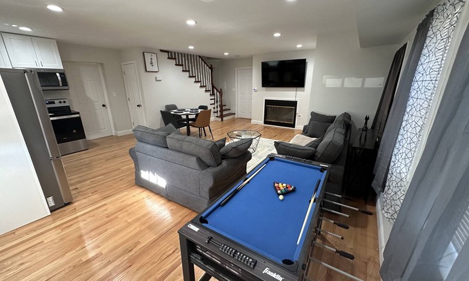 Brockton Maison | Modern Luxury Home With Fireplace & Game-Room.