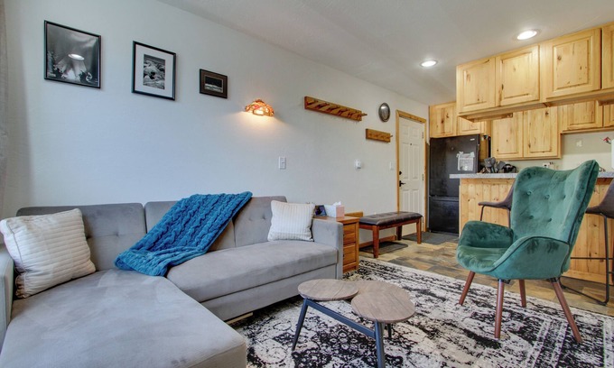 Big Sky Copropriété | Modern Mountain-View Condo at Big Sky Resort!