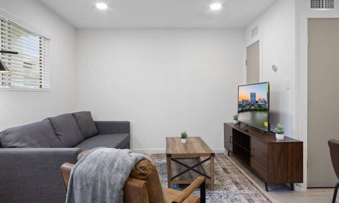 South Lamar Appartement | Brand New Unit, 5 min to Downtown Austin