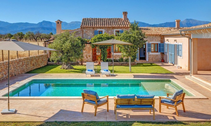 Sencelles Villa | Maison de campagne moderne et rénovée avec Wi-Fi, piscine, terrasses et grand jardin